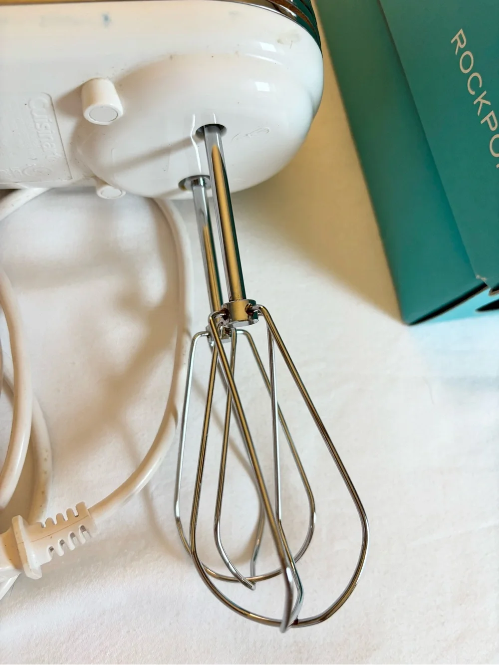 Cuisinart White and Chrome Hand Mixer with Beaters